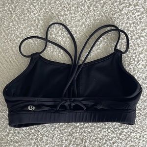 LULULEMON black strap detail back sports bra 2